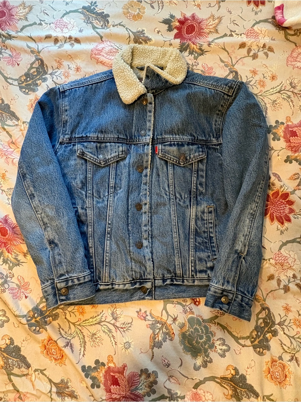 Levi's Blue Denim Sherpa Jacket with Cream Collar - Picture 1 of 5